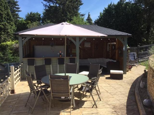 Bens Hollow With Hot Tub Bredon Exterior photo