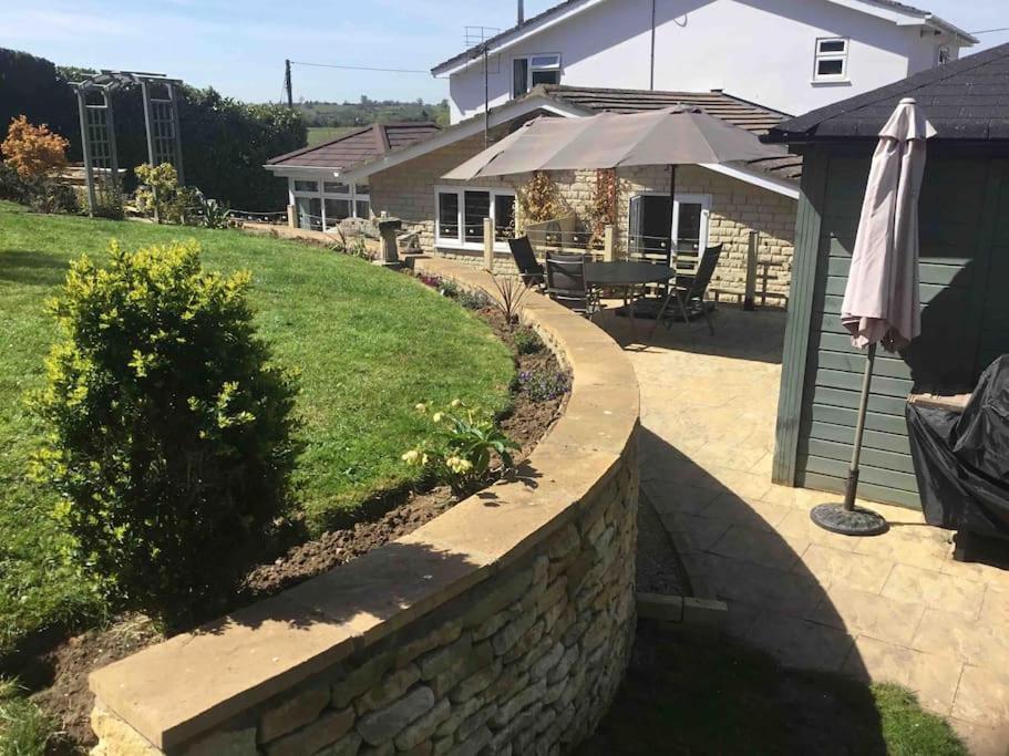 Bens Hollow With Hot Tub Bredon Exterior photo