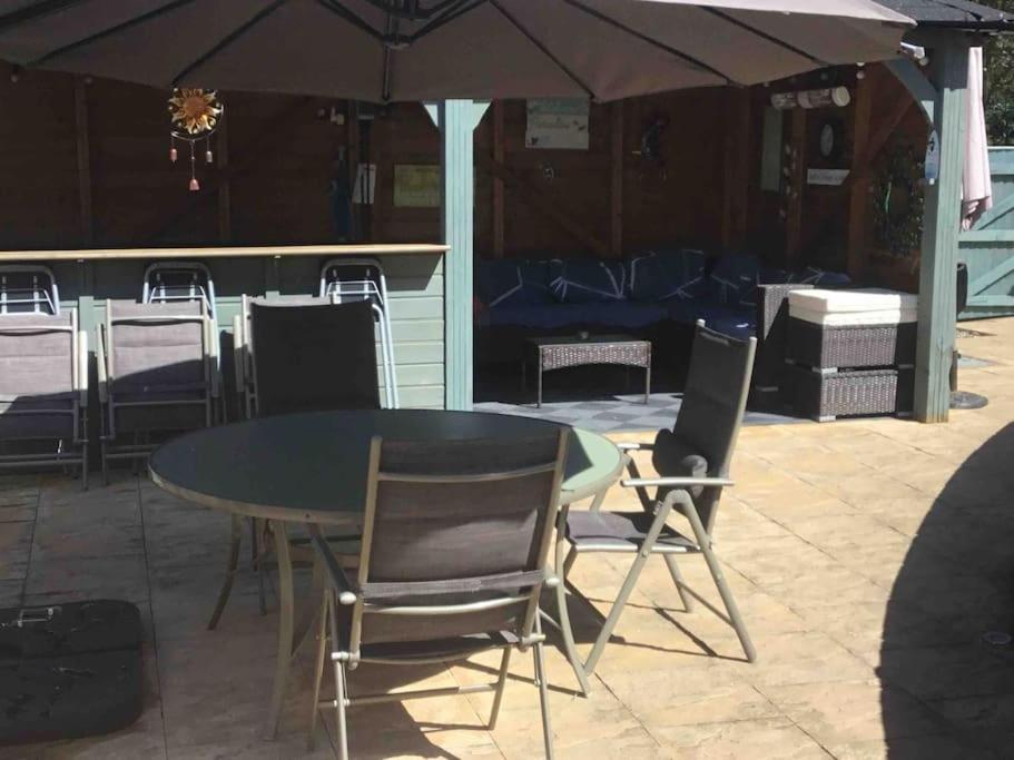 Bens Hollow With Hot Tub Bredon Exterior photo